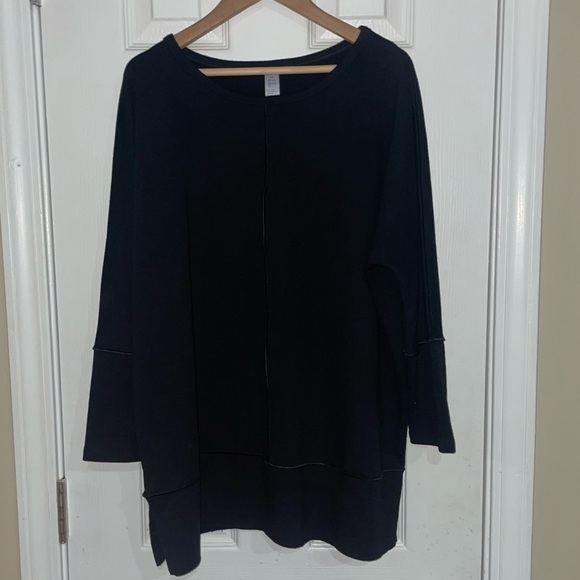SPANX Tops - Spanx Black Oversized Perfect Length Crew Neck Sweatshirt 3/4 Sleeve Size‎ Small